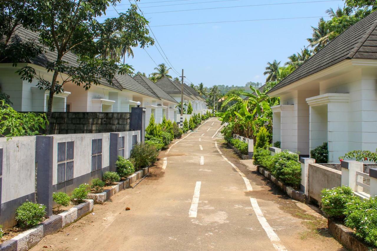 Magic Land Resorts Athirapally Irinjalakuda Exteriér fotografie